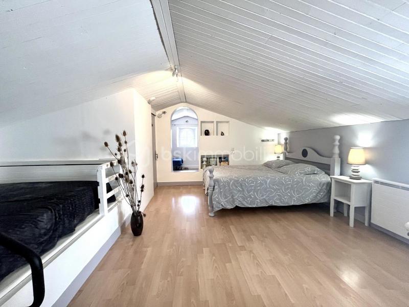 Maison d'architecte - 282 m² - 10 pièces