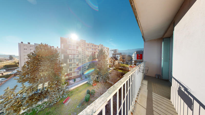 Appartement - 70 m² - 4 pièces