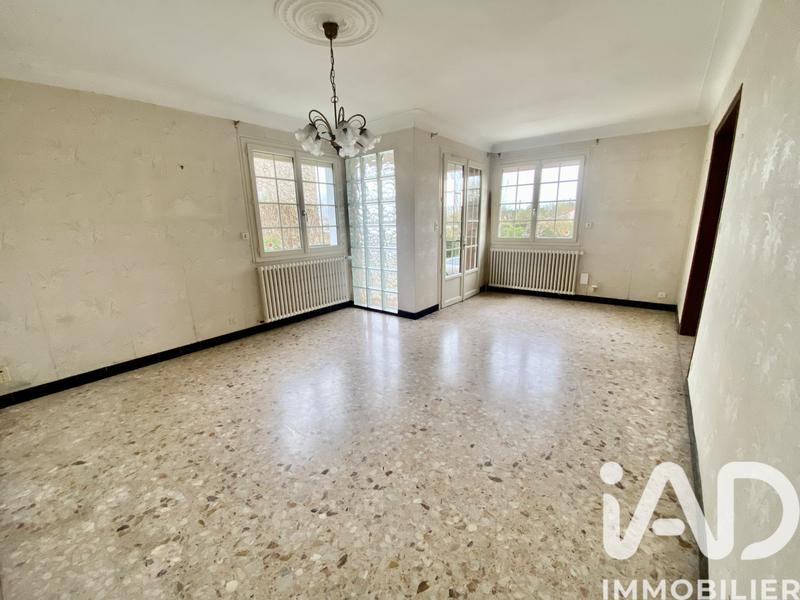 Maison - 90 m² - 5 pièces