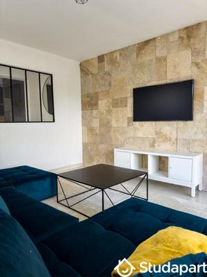 Chambre - 9 m² - 1 pièce