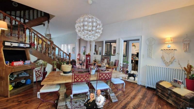 Maison - 254 m² - 5 pièces