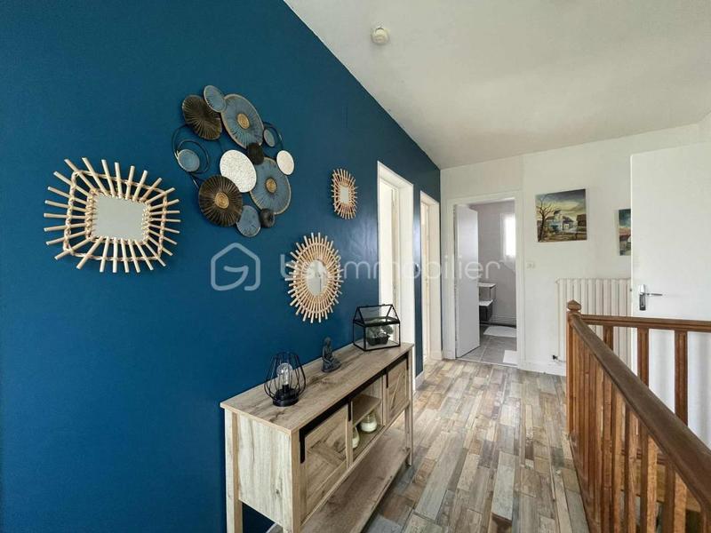 Propriété - 275 m² - 12 pièces