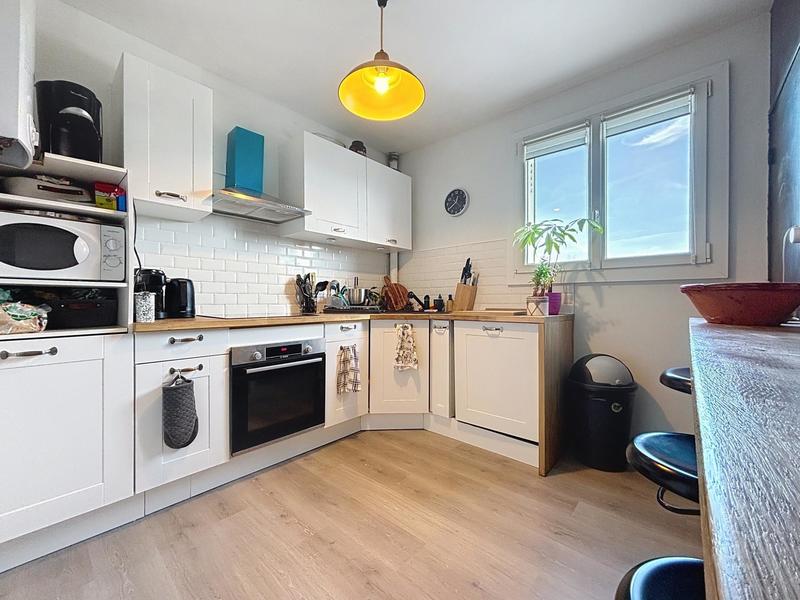 Appartement - 77 m² - 4 pièces