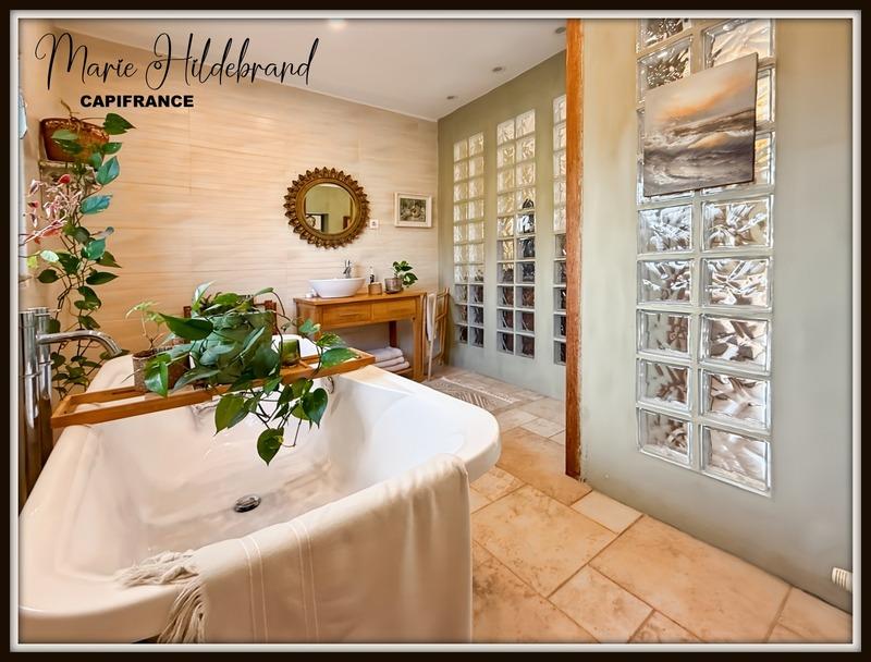 Maison - 152 m² - 6 pièces