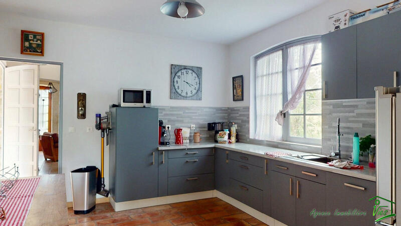 Mas - 162 m² - 6 pièces