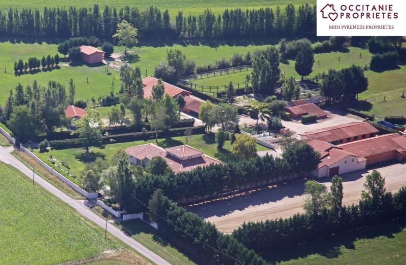 Maison de domaine équestre - 259 m² - 7 pièces