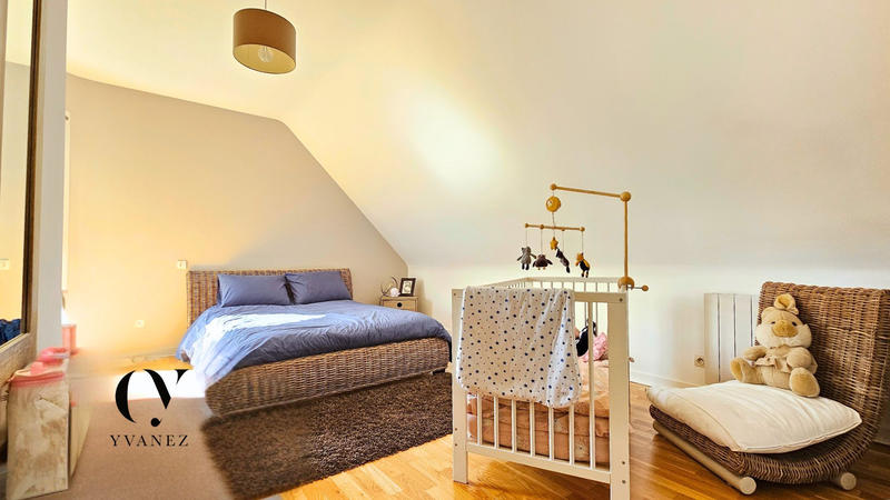 Maison - 122 m² - 7 pièces