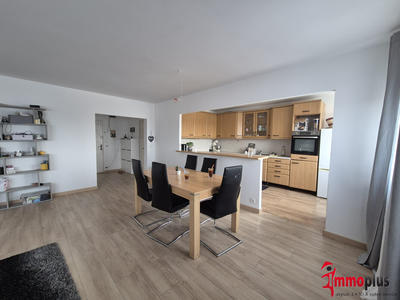 Appartement - 100 m² - 4 pièces