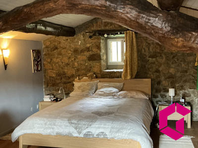 Maison ancienne - 130 m² - 6 pièces