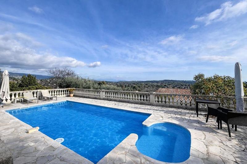 Maison - 122 m² - 4 pièces