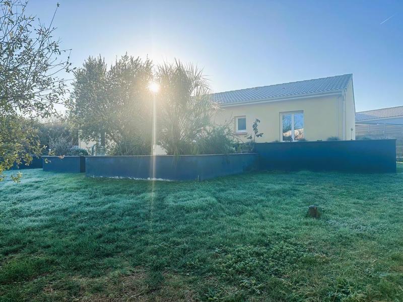 Pavillon - 97 m² - 5 pièces