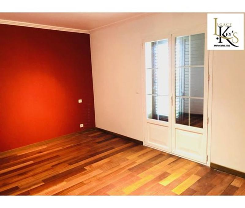 Appartement - 65 m² - 2 pièces