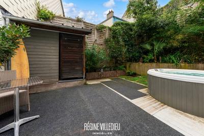 Maison - 108 m² - 5 pièces