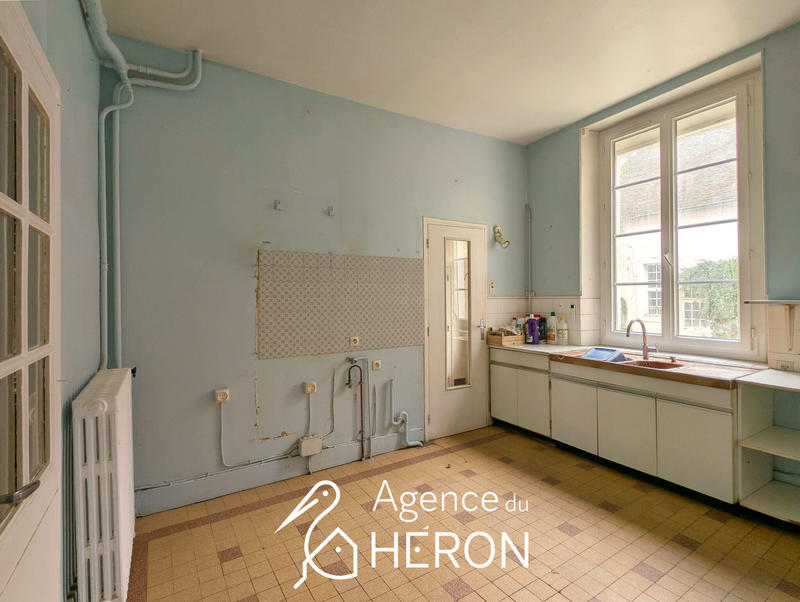 Maison - 204 m² - 8 pièces