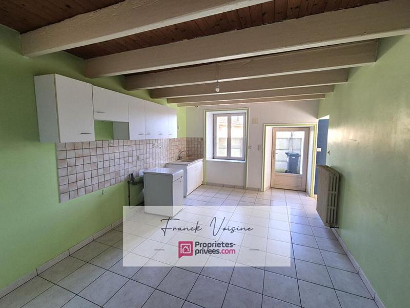 Maison - 111 m² - 6 pièces