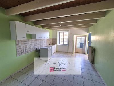 Maison - 111 m² - 6 pièces