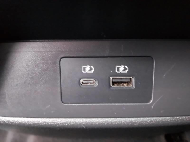 Nissan Qashqai Mild Hybrid 140 ch n-Connecta