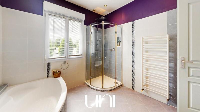 Maison - 135 m² - 5 pièces