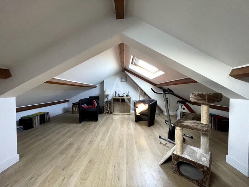 Maison - 115 m² - 7 pièces