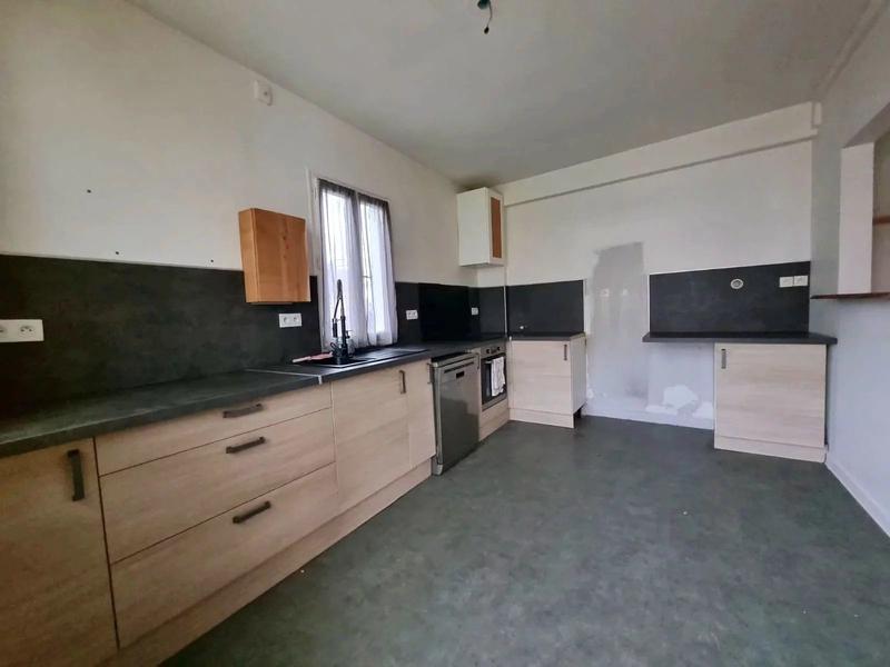 Maison - 77 m² - 4 pièces