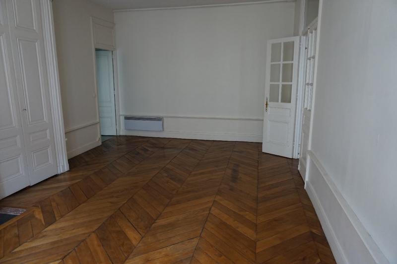 Appartement - 72 m² - 2 pièces