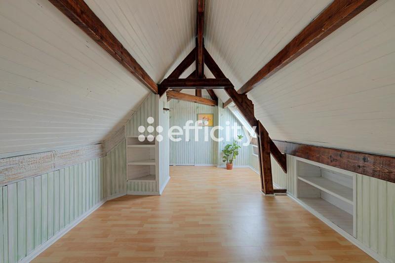 Pavillon - 222 m² - 8 pièces