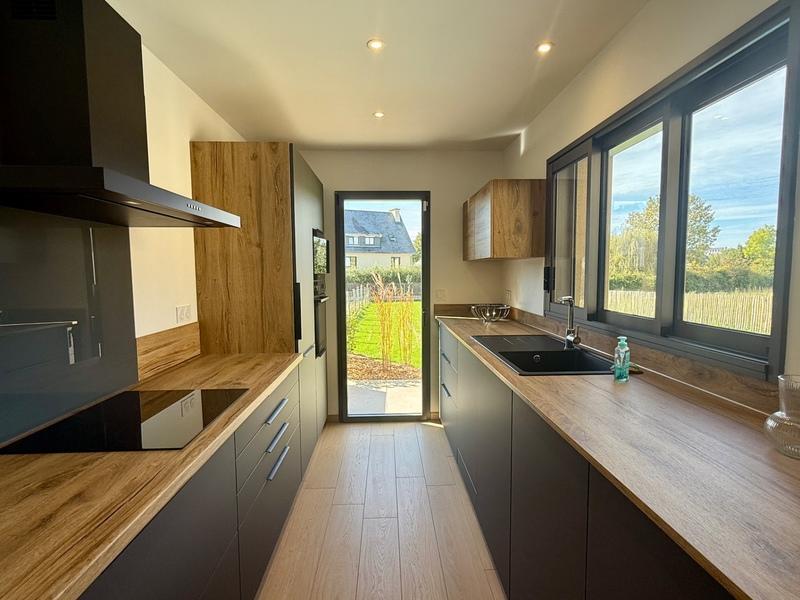 Maison - 140 m² - 6 pièces