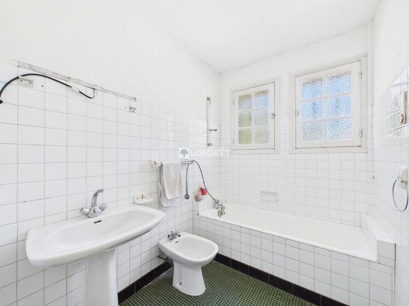 Maison traditionnelle - 116 m² - 5 pièces