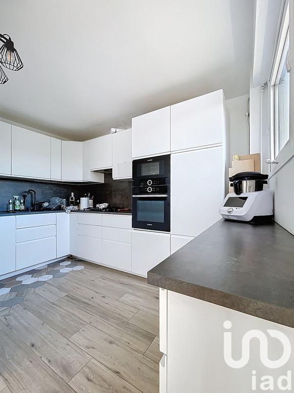 Appartement - 96 m² - 5 pièces