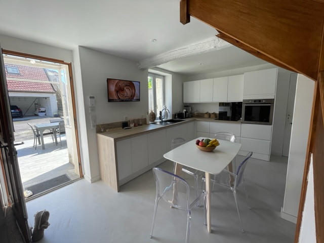 Maison - 104 m² - 5 pièces