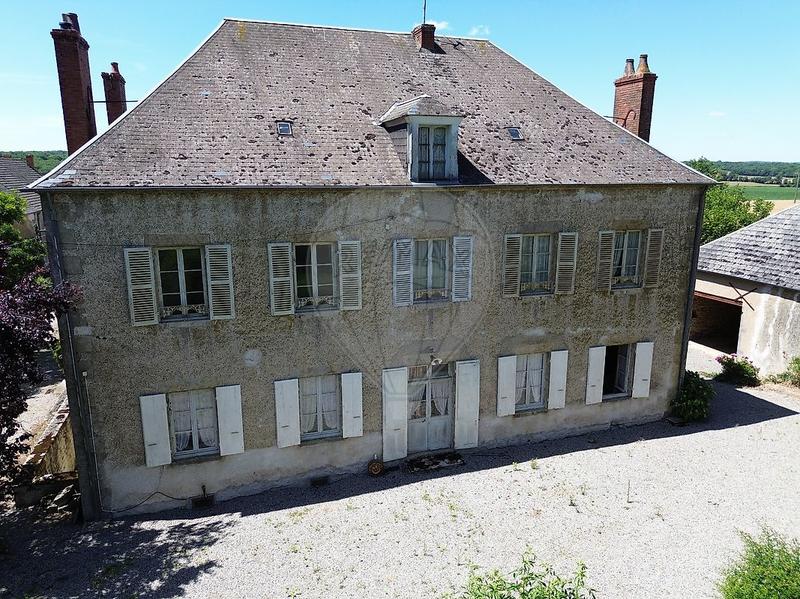 Maison bourgeoise - 379 m² - 11 pièces
