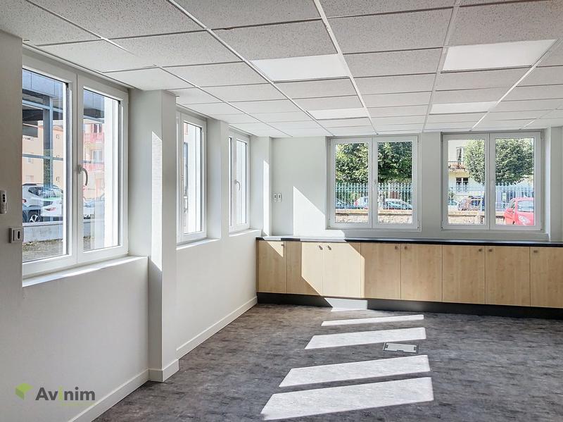 Bureau - 193 m²