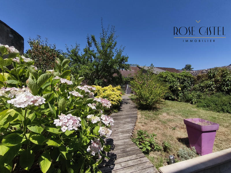 Maison ancienne - 204 m² - 8 pièces