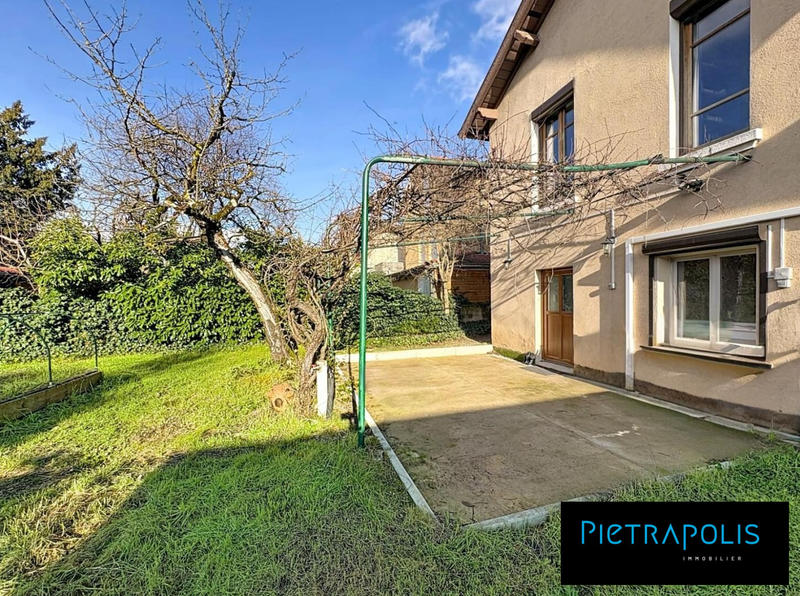 Maison traditionnelle - 123 m² - 6 pièces