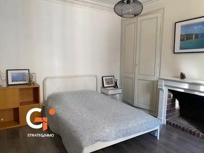 Immeuble - 250 m² - 14 pièces