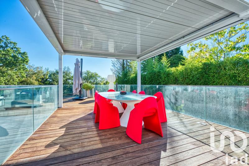 Maison de maîtres - 250 m² - 5 pièces