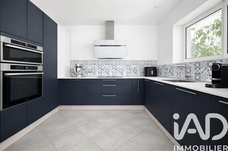 Maison - 121 m² - 4 pièces