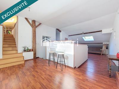 Maison - 223 m² - 7 pièces