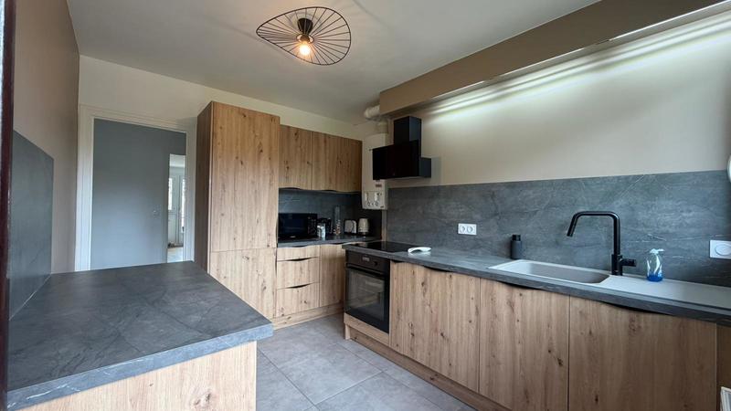 Appartement - 91 m² - 3 pièces