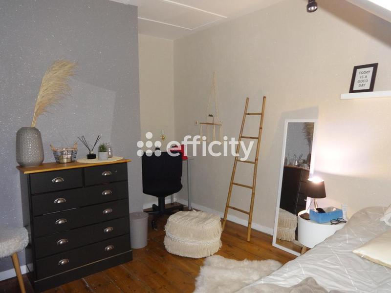 Maison - 110 m² - 6 pièces