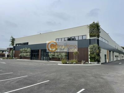 Local d'activité / Entrepôt - 521 m²