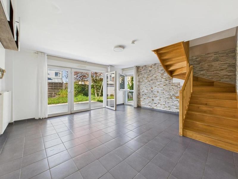 Maison - 84 m² - 4 pièces