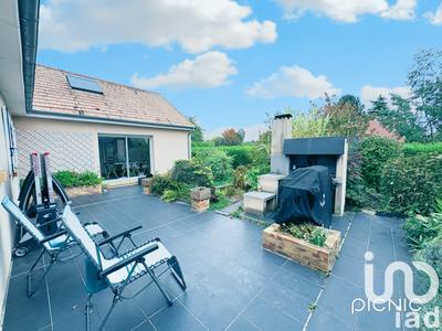 Maison - 210 m² - 9 pièces