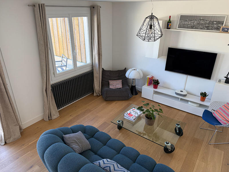 Maison - 204 m² - 8 pièces