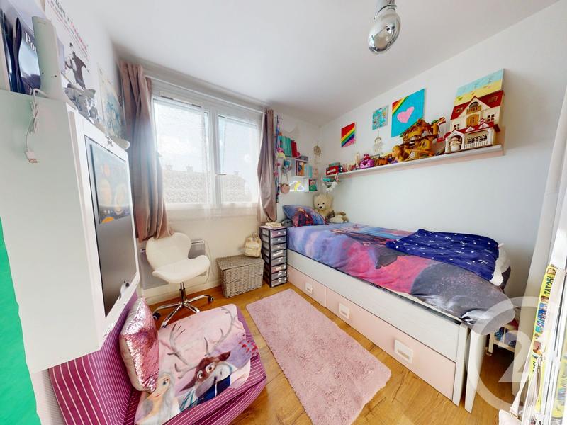 Appartement - 76 m² - 4 pièces