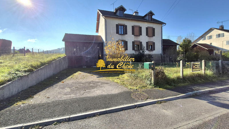 Maison - 96 m² - 7 pièces