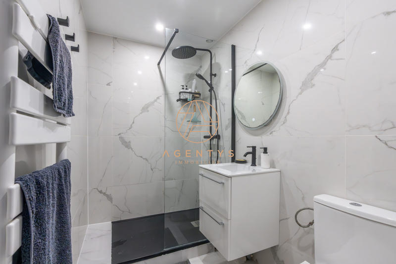 Appartement - 83 m² - 4 pièces