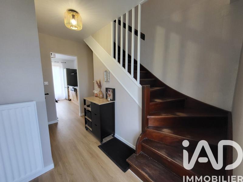 Maison - 95 m² - 5 pièces