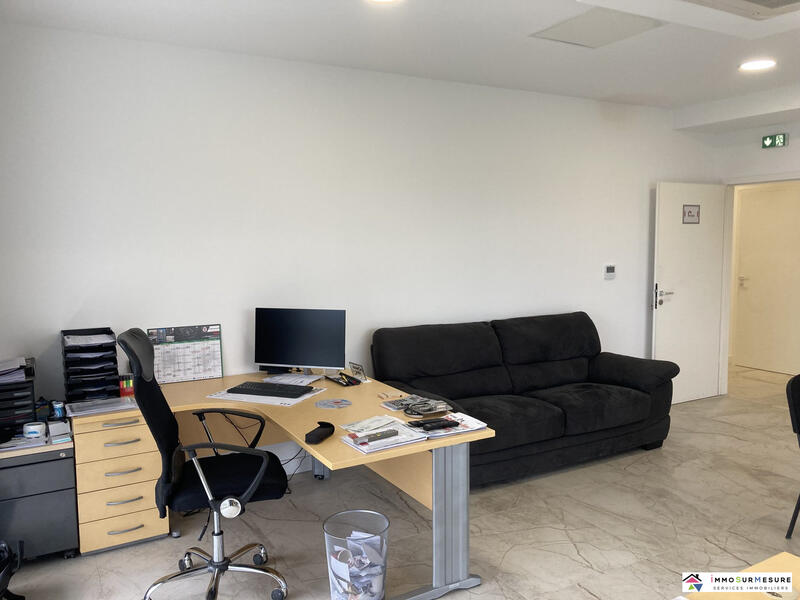 Bureau - 30 m² - 1 pièce