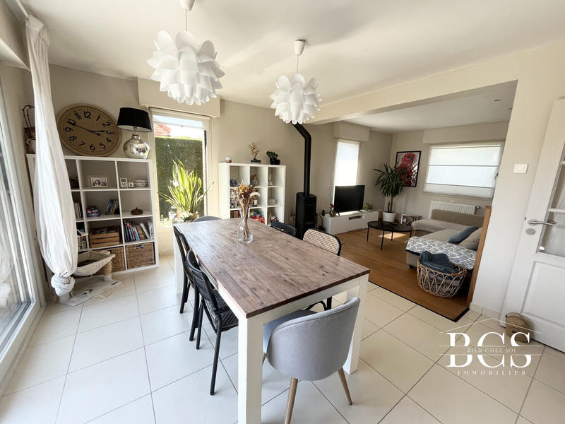 Maison - 120 m² - 8 pièces